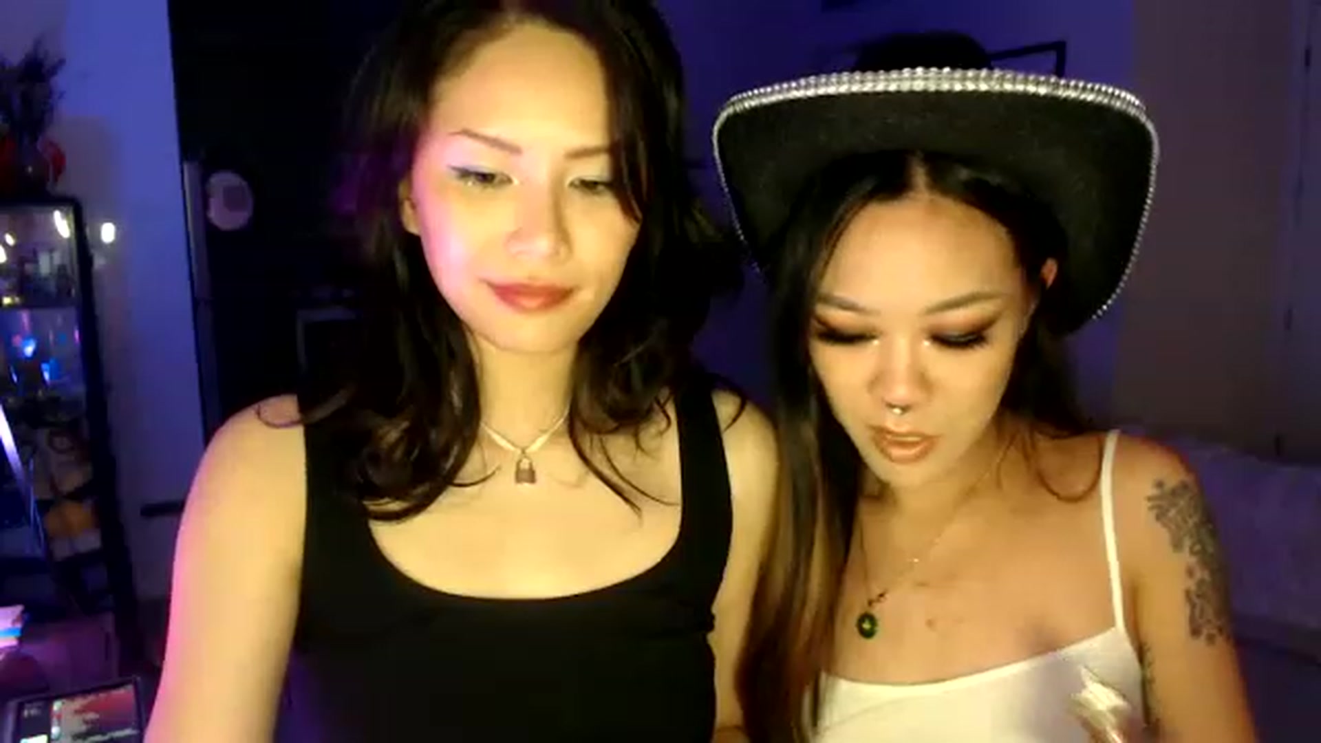 Gallery image thumbnail from Sleepych3w's myfreecams stream on, 02/27/2023, 07:21 image 8 of 20
