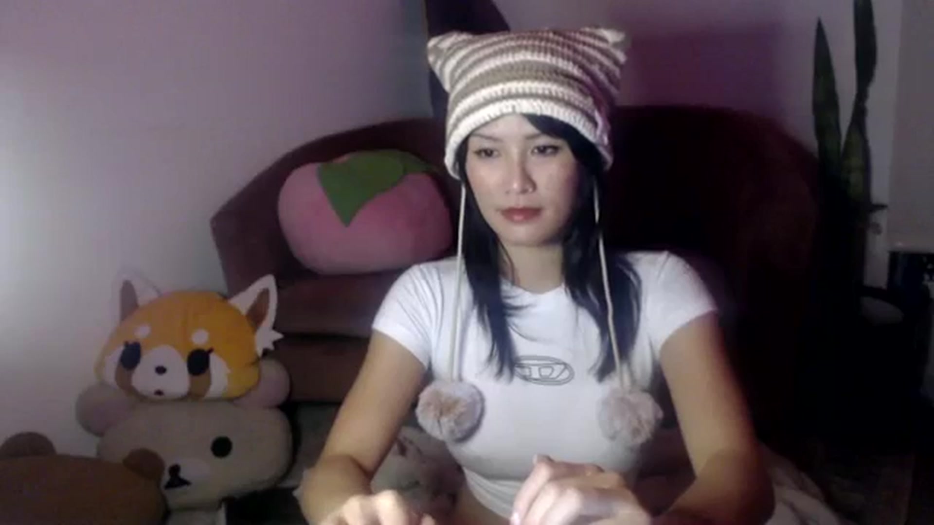 Gallery image thumbnail from Sleepych3w's myfreecams stream on, 01/12/2024, 05:13 image 19 of 20