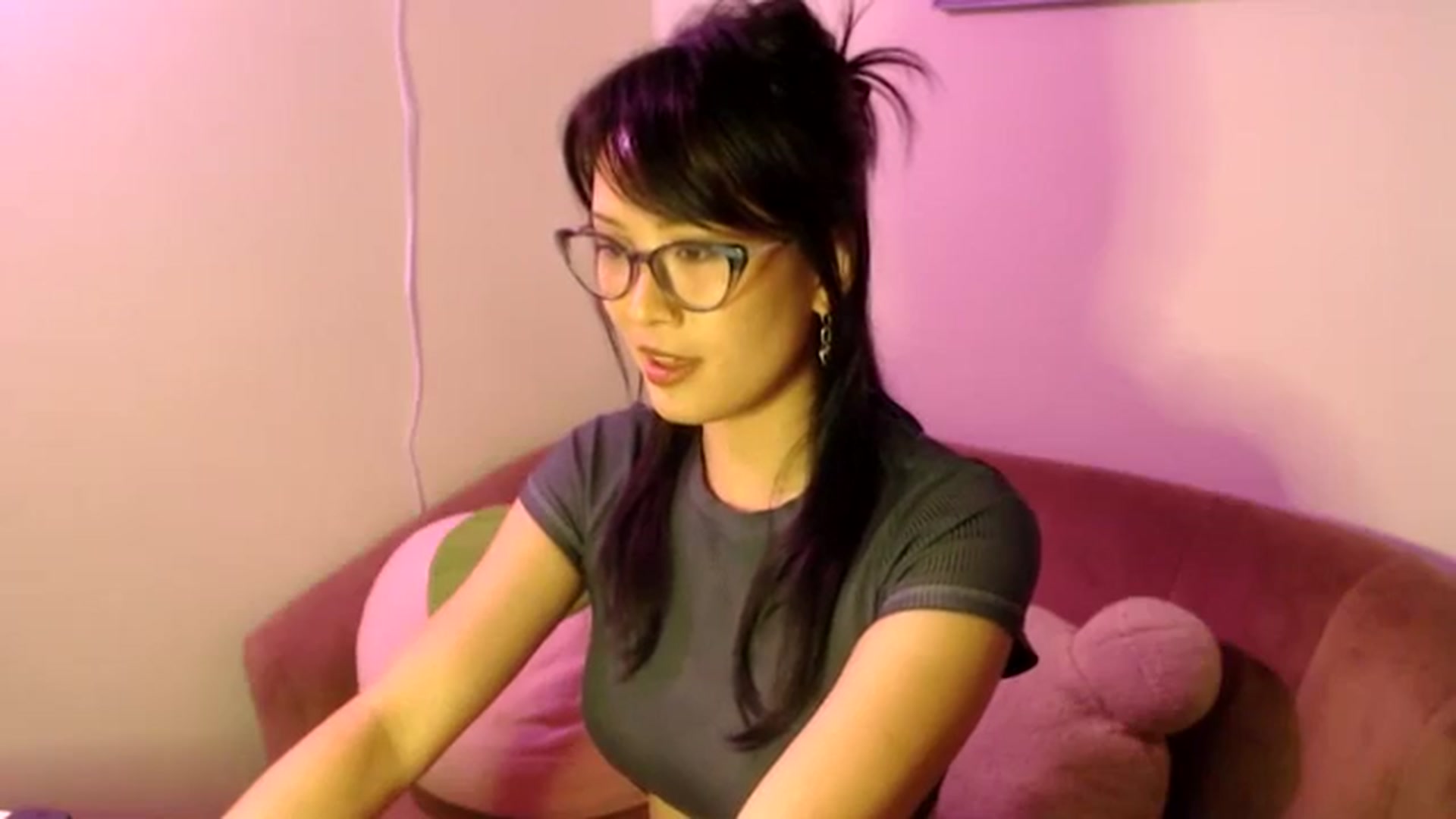Gallery image thumbnail from Sleepych3w's myfreecams stream on, 05/30/2024, 05:12 image 2 of 20