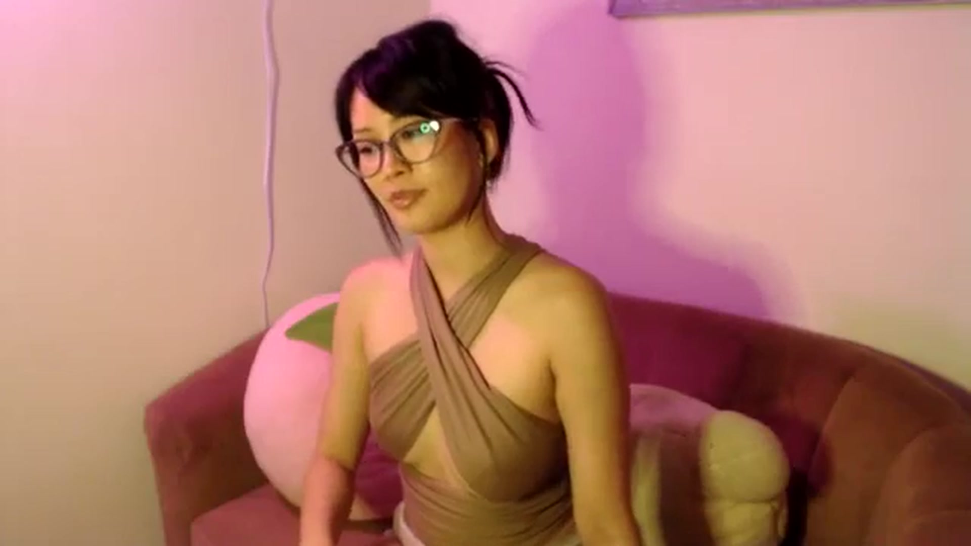 Gallery image thumbnail from Sleepych3w's myfreecams stream on, 06/07/2024, 03:41 image 13 of 20