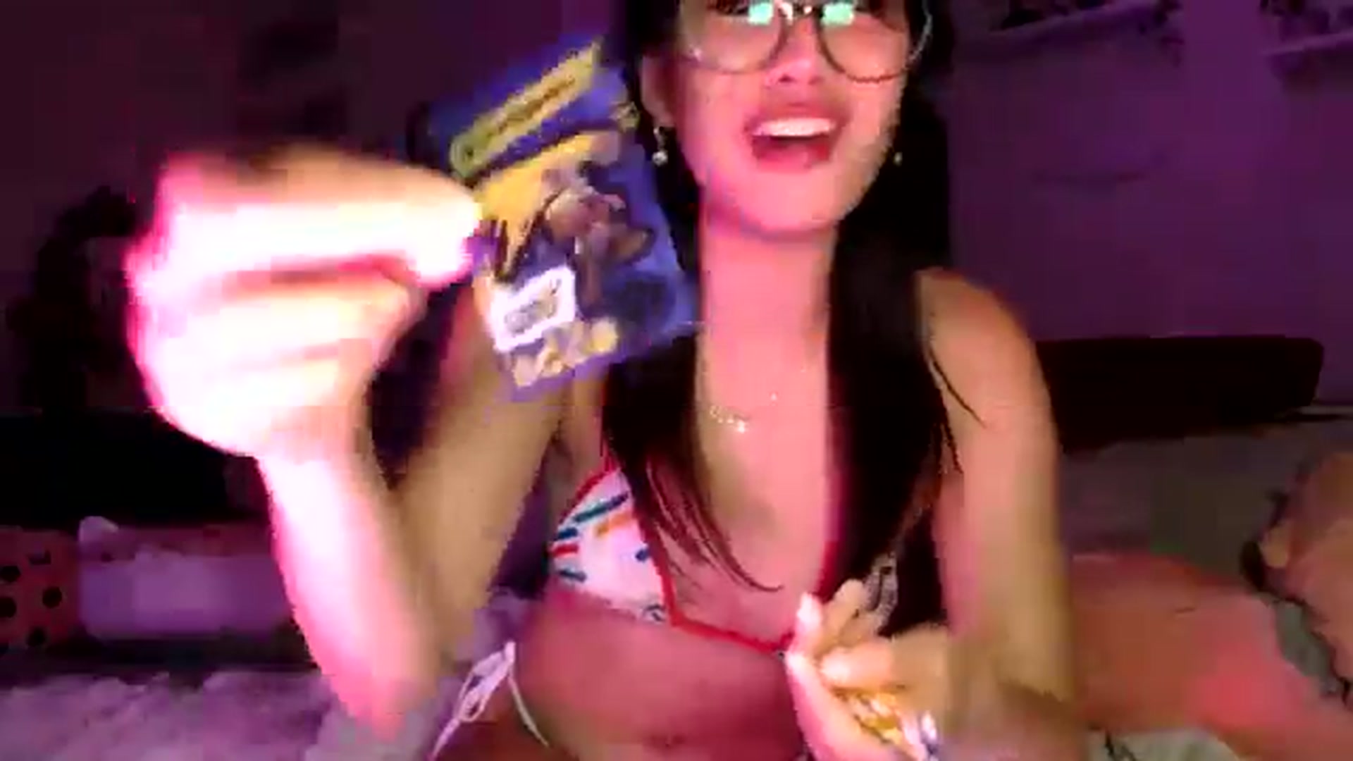 Gallery image thumbnail from Sleepych3w's myfreecams stream on, 06/28/2024, 04:39 image 16 of 20
