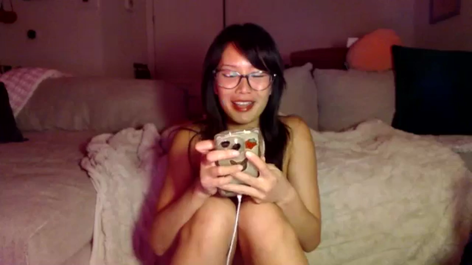 Gallery image thumbnail from Sleepych3w's myfreecams stream on, 07/27/2024, 03:45 image 19 of 20
