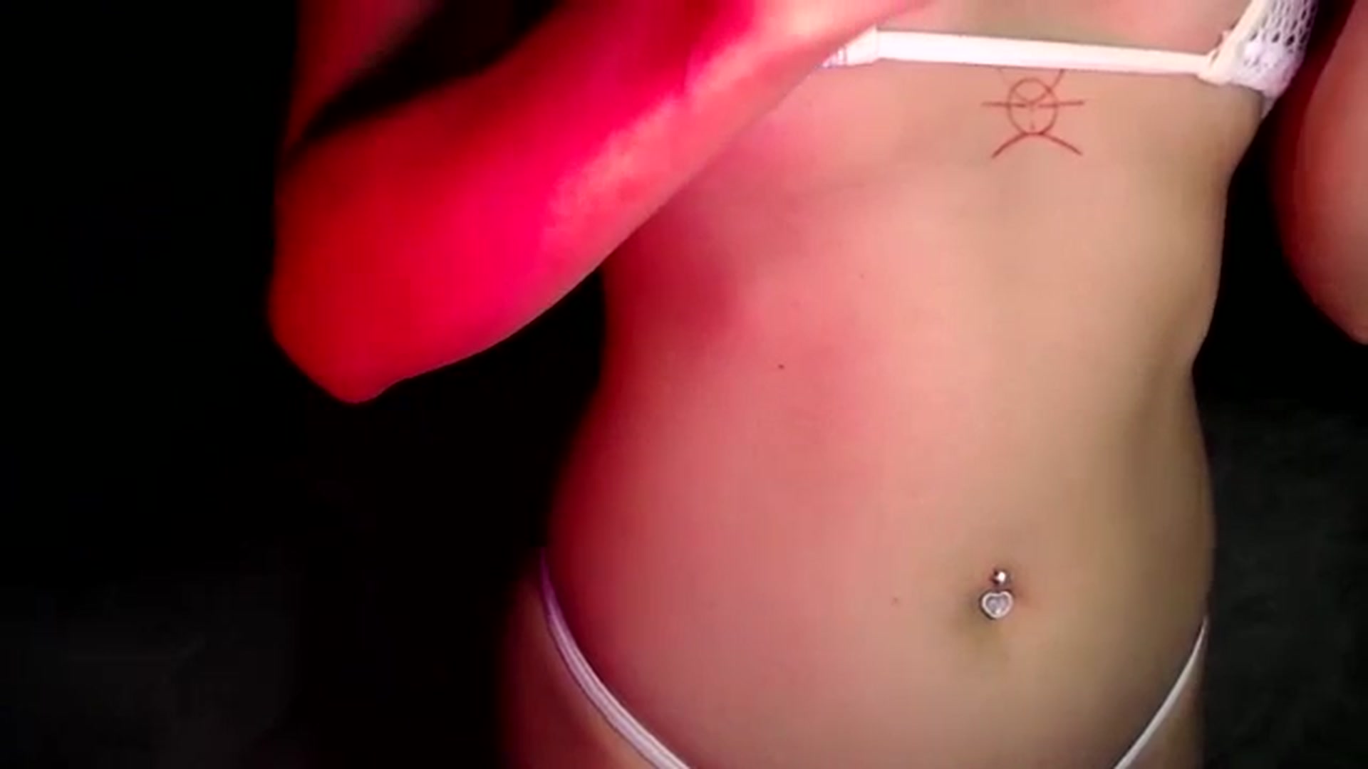 Gallery image thumbnail from Sleepych3w's myfreecams stream on, 07/27/2024, 05:13 image 9 of 20