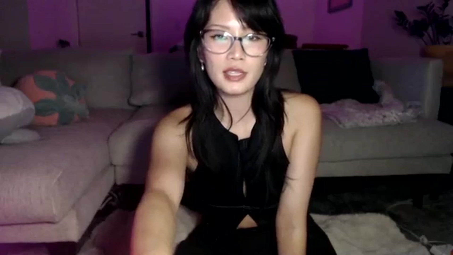 Gallery image thumbnail from Sleepych3w's myfreecams stream on, 08/09/2024, 06:32 image 2 of 20