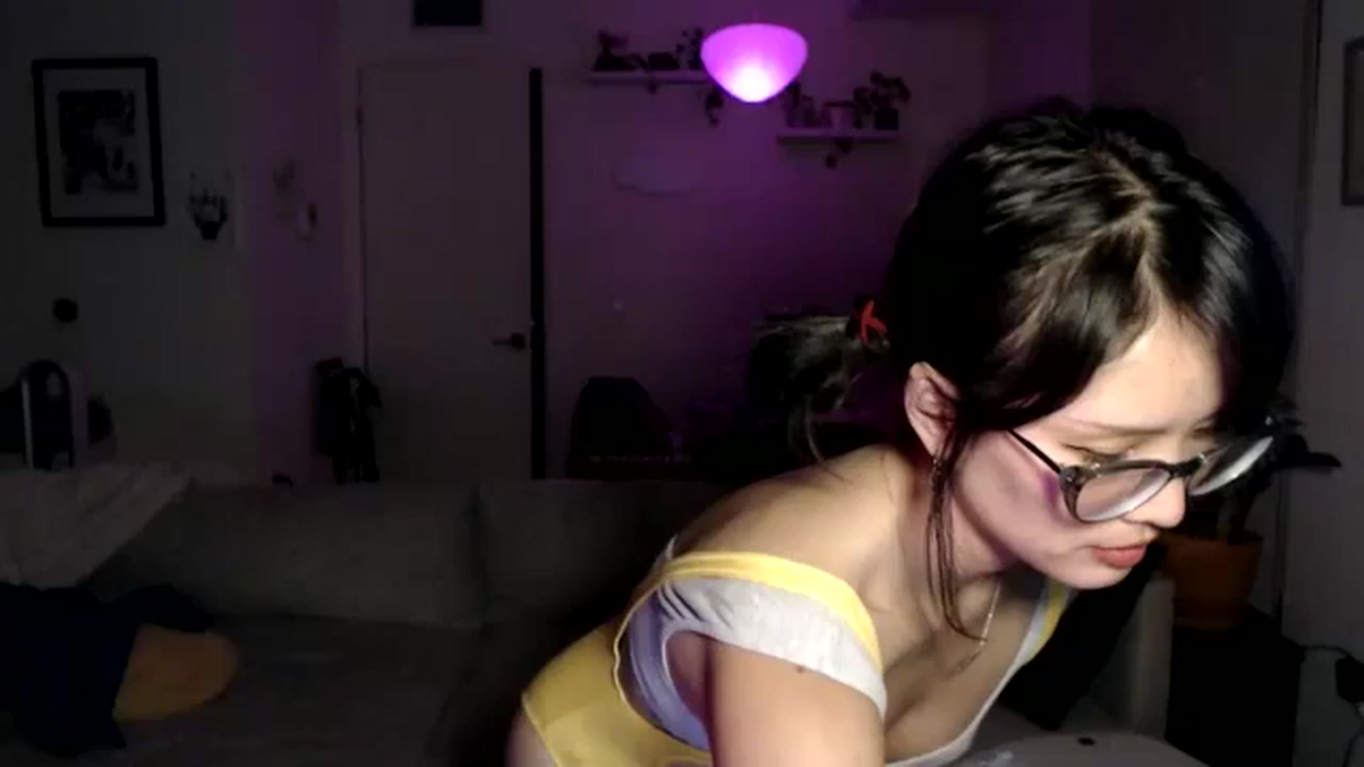 Gallery image thumbnail from Sleepych3w's myfreecams stream on, 08/15/2024, 05:27 image 1 of 20