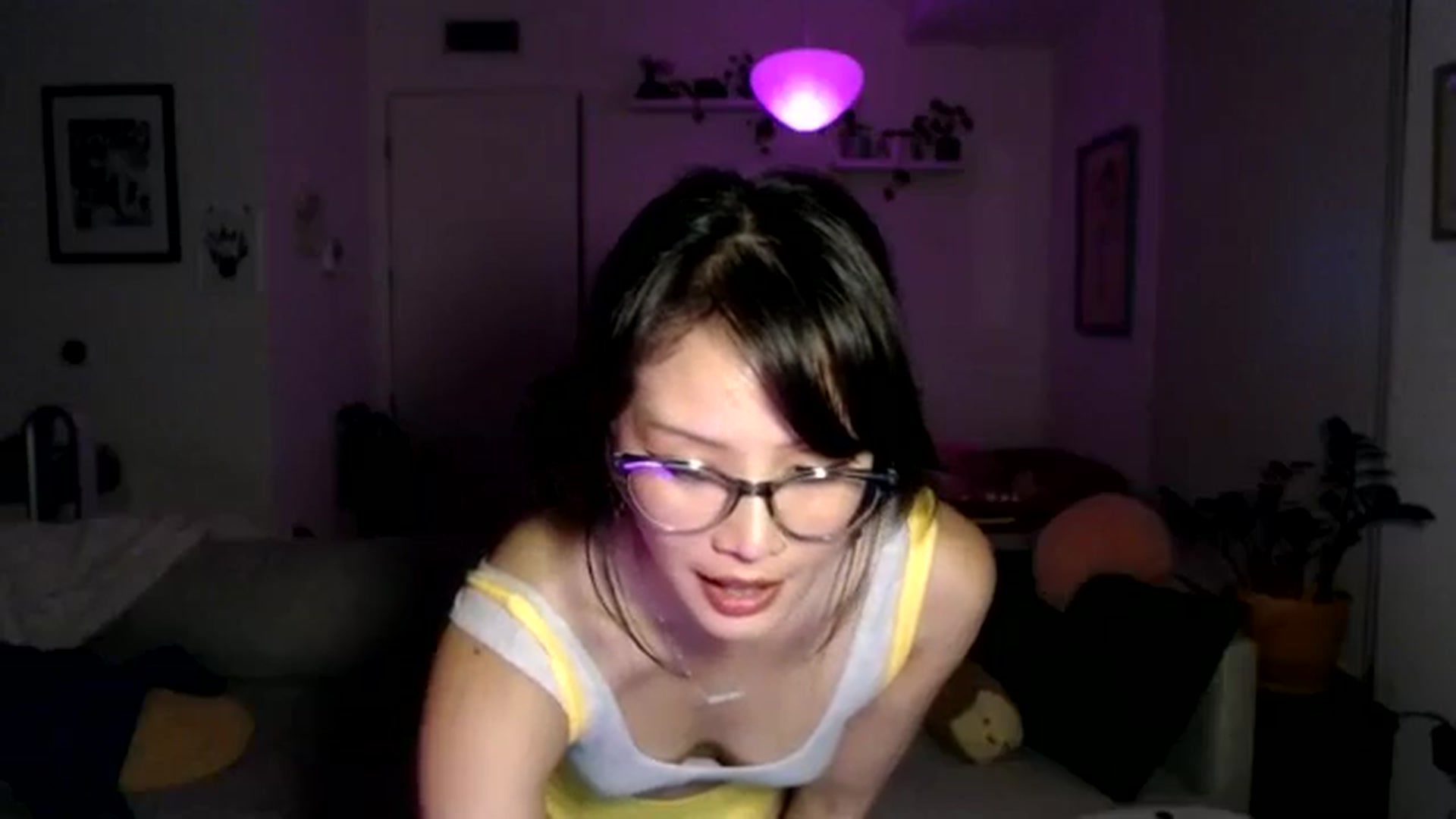 Gallery image thumbnail from Sleepych3w's myfreecams stream on, 08/15/2024, 05:27 image 4 of 20
