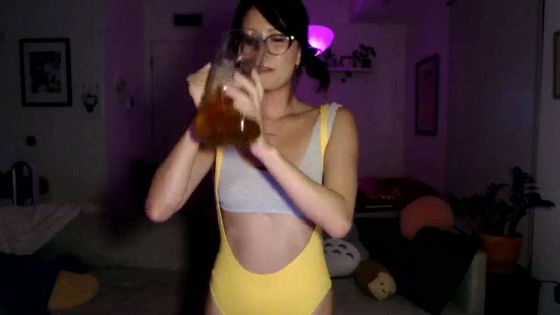 Gallery image thumbnail from Sleepych3w's myfreecams stream on, 08/15/2024, 05:27 image 6 of 20