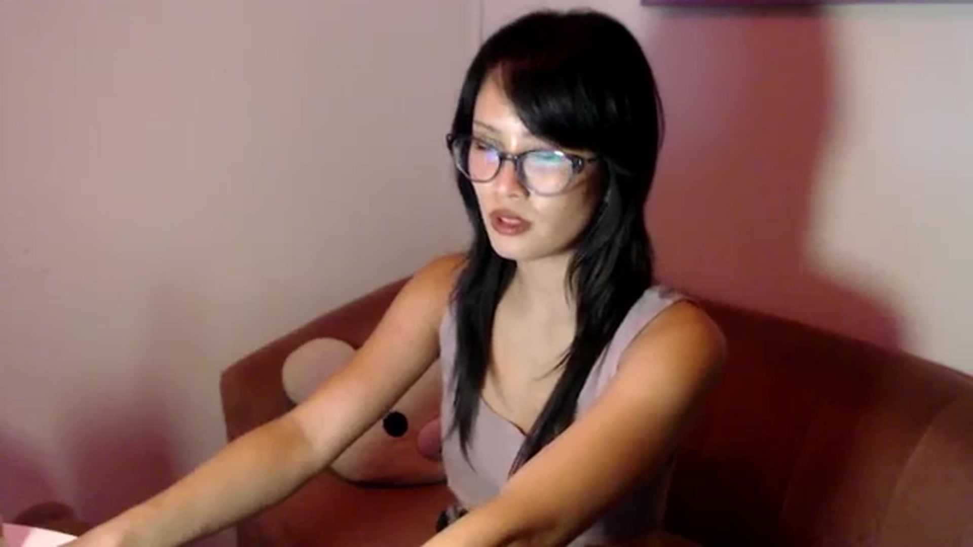 Gallery image thumbnail from Sleepych3w's myfreecams stream on, 08/22/2024, 06:06 image 10 of 20