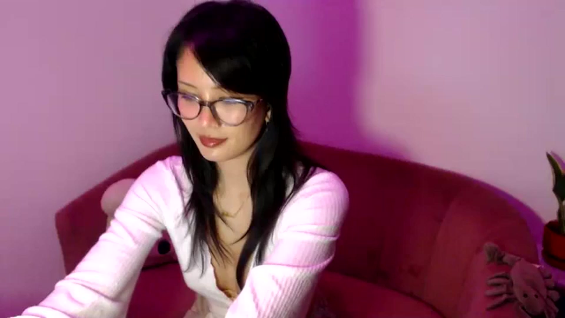 Gallery image thumbnail from Sleepych3w's myfreecams stream on, 09/05/2024, 03:37 image 6 of 20