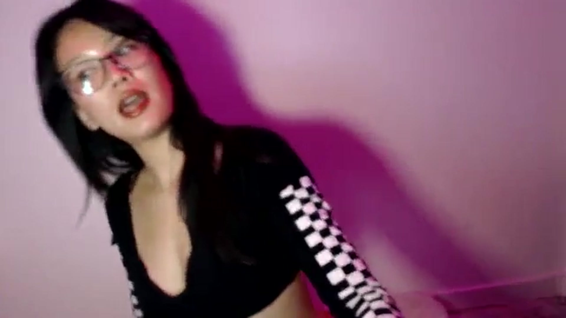 Gallery image thumbnail from Sleepych3w's myfreecams stream on, 09/09/2024, 03:49 image 2 of 20