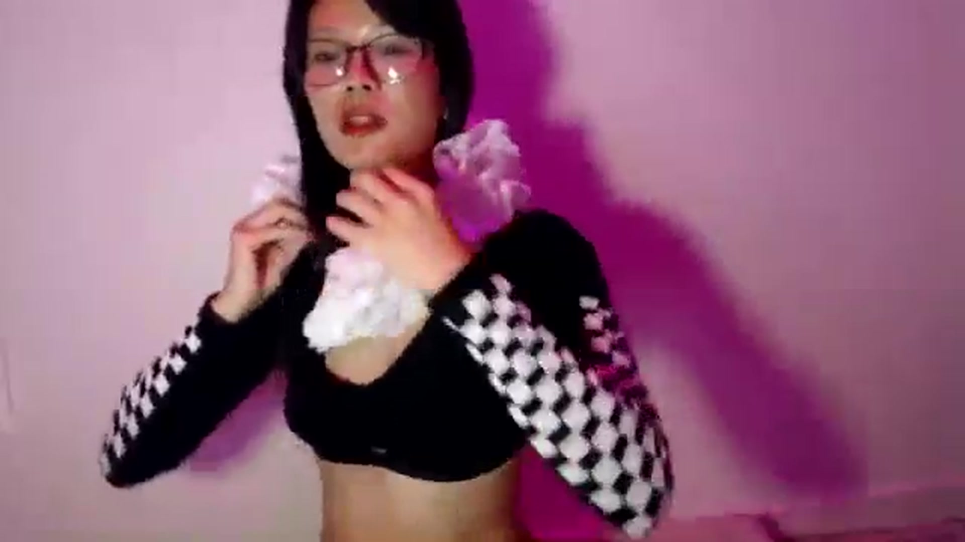 Gallery image thumbnail from Sleepych3w's myfreecams stream on, 09/09/2024, 03:49 image 18 of 20