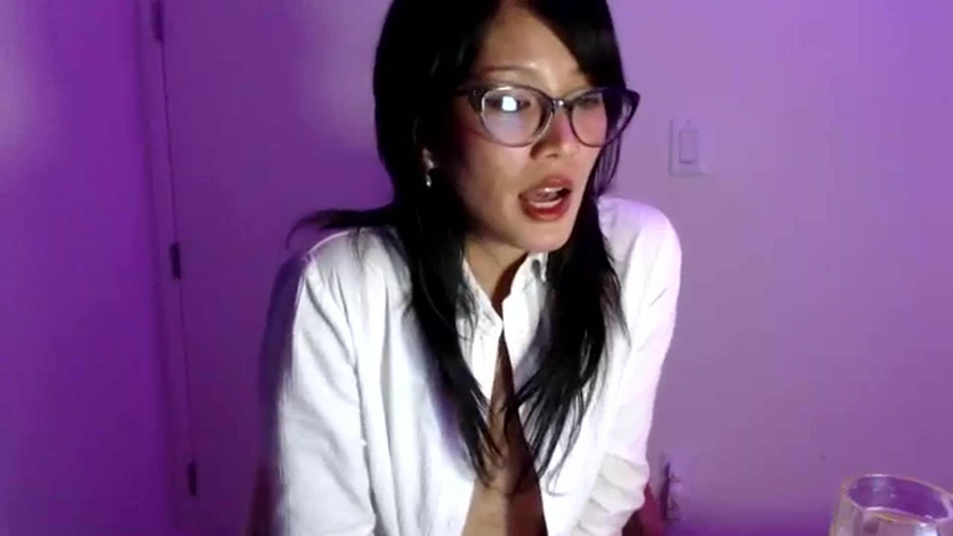 Gallery image thumbnail from Sleepych3w's myfreecams stream on, 09/14/2024, 05:56 image 11 of 20