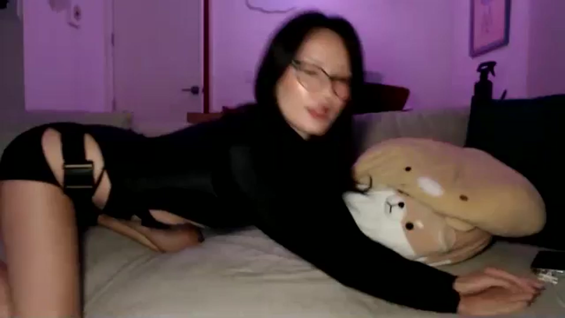 Gallery image thumbnail from Sleepych3w's myfreecams stream on, 09/20/2024, 06:59 image 1 of 20