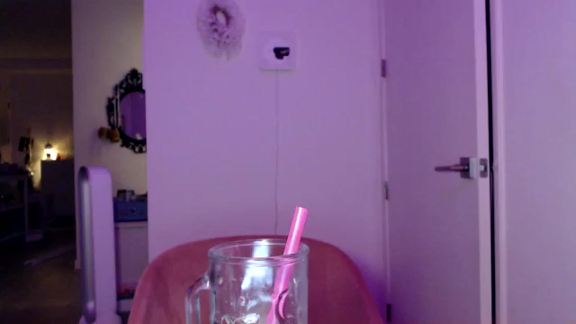 Gallery image thumbnail from Sleepych3w's myfreecams stream on, 09/21/2024, 02:57 image 12 of 20