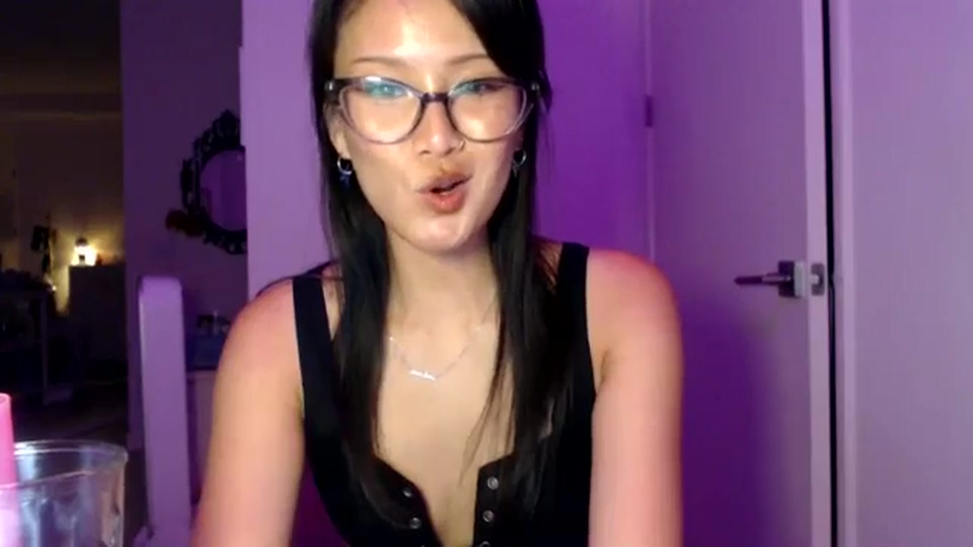Gallery image thumbnail from Sleepych3w's myfreecams stream on, 09/21/2024, 02:57 image 13 of 20