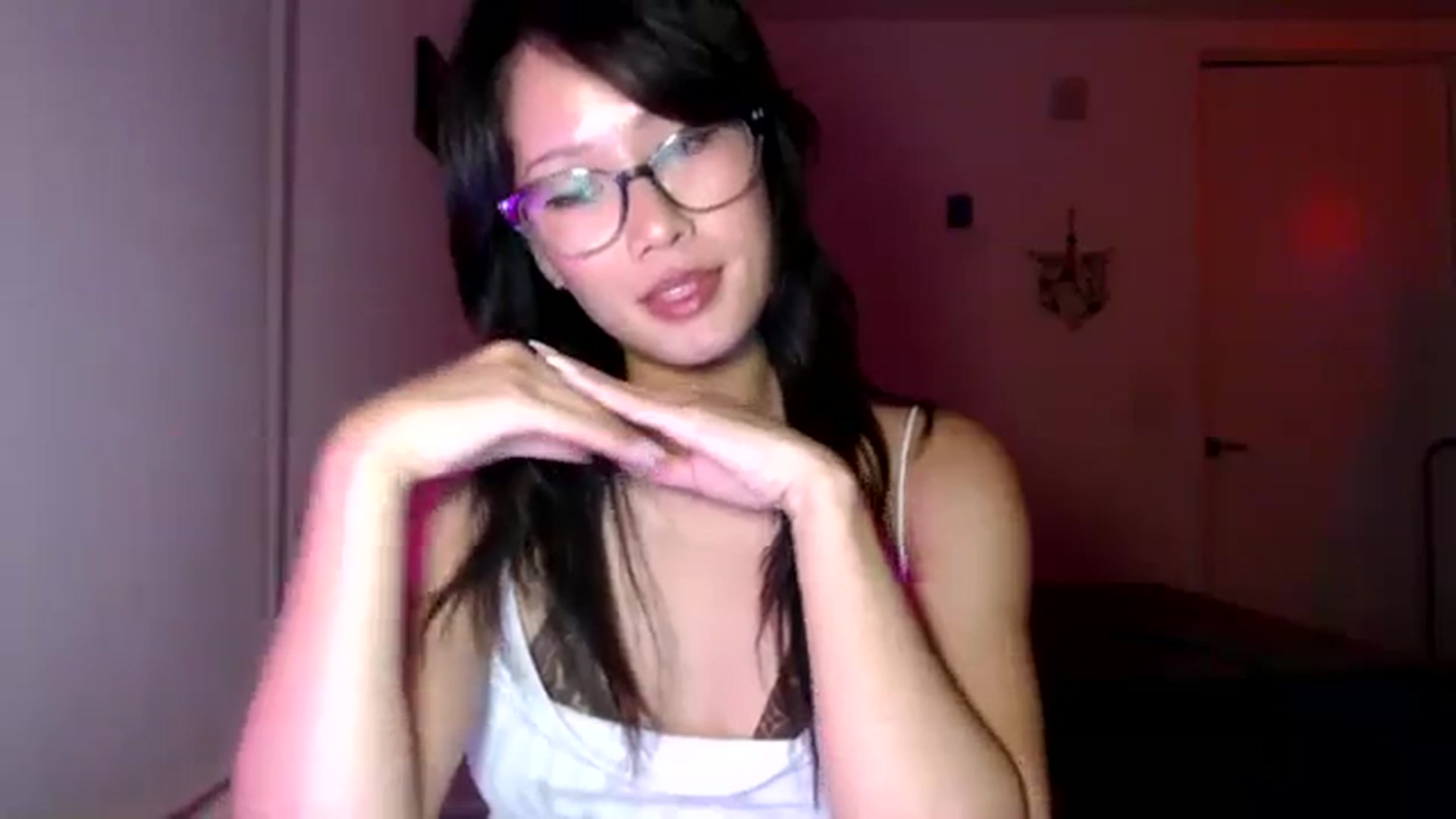Gallery image thumbnail from Sleepych3w's myfreecams stream on, 09/26/2024, 05:33 image 8 of 20