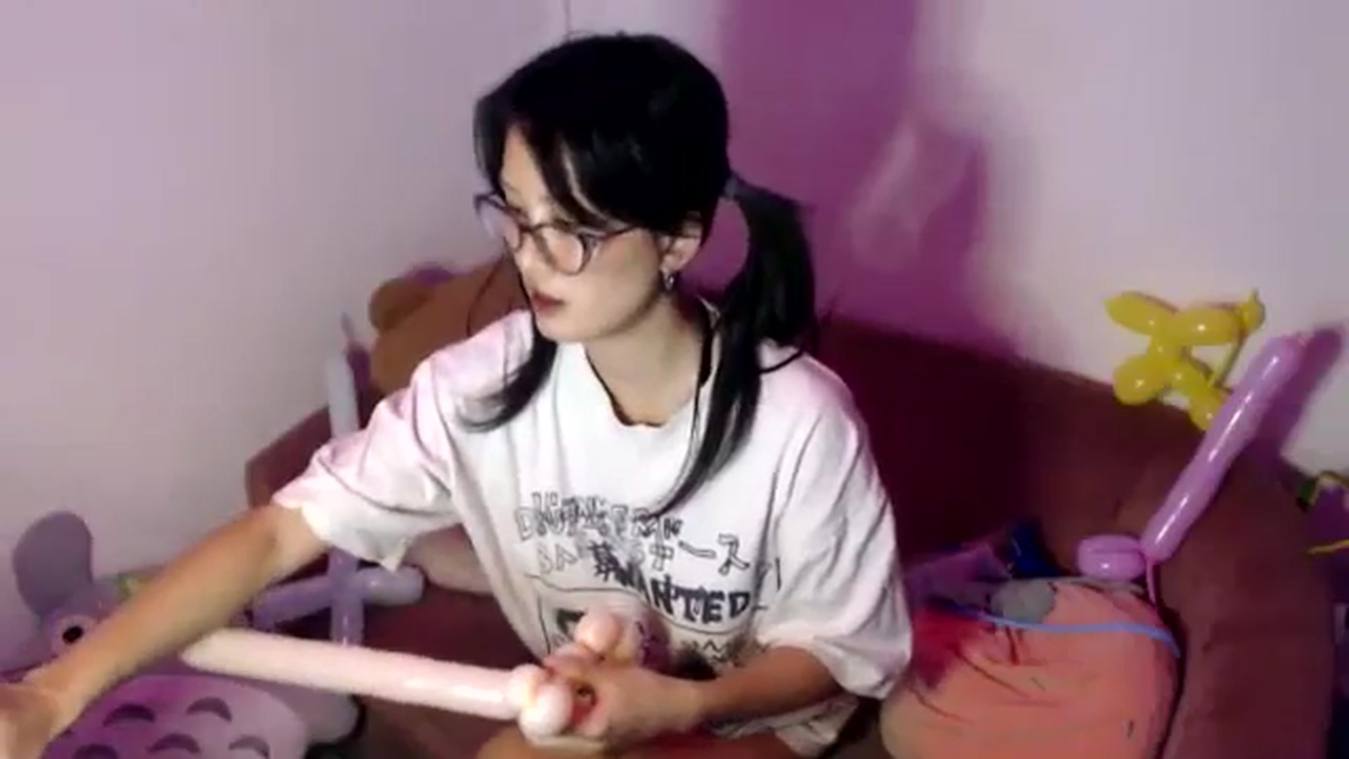 Gallery image thumbnail from Sleepych3w's myfreecams stream on, 09/30/2024, 04:57 image 6 of 20