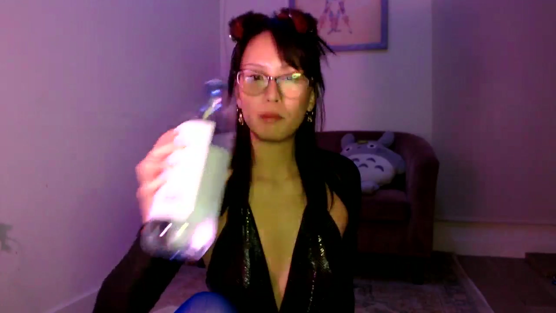 Gallery image thumbnail from Sleepych3w's myfreecams stream on, 10/18/2024, 05:42 image 17 of 20