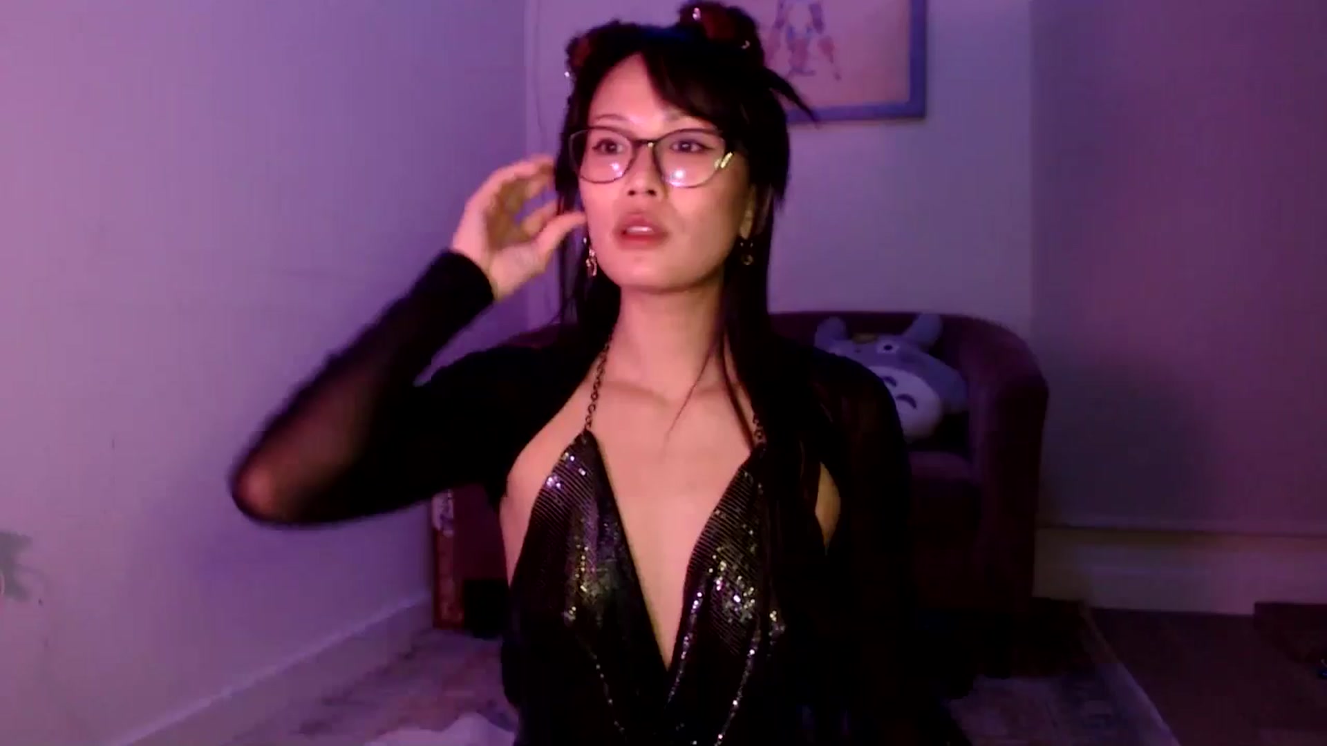 Gallery image thumbnail from Sleepych3w's myfreecams stream on, 10/18/2024, 05:42 image 15 of 20
