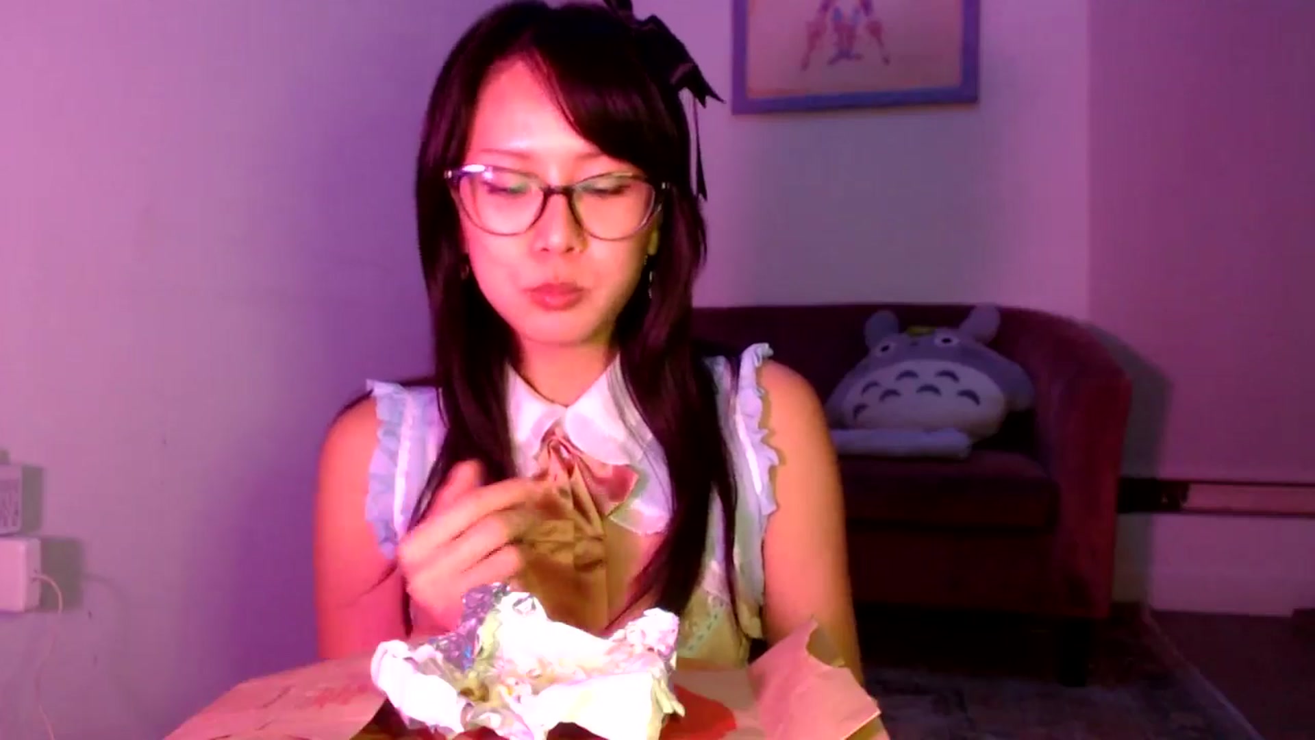 Gallery image thumbnail from Sleepych3w's myfreecams stream on, 10/19/2024, 08:10 image 17 of 20