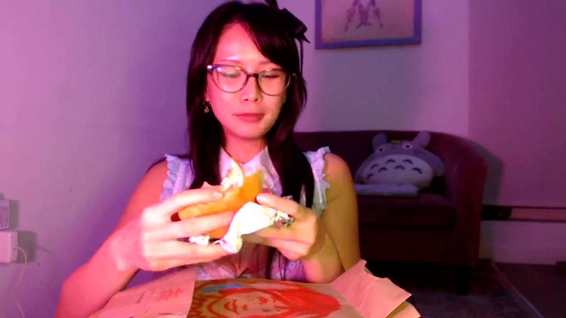 Gallery image thumbnail from Sleepych3w's myfreecams stream on, 10/19/2024, 08:10 image 16 of 20