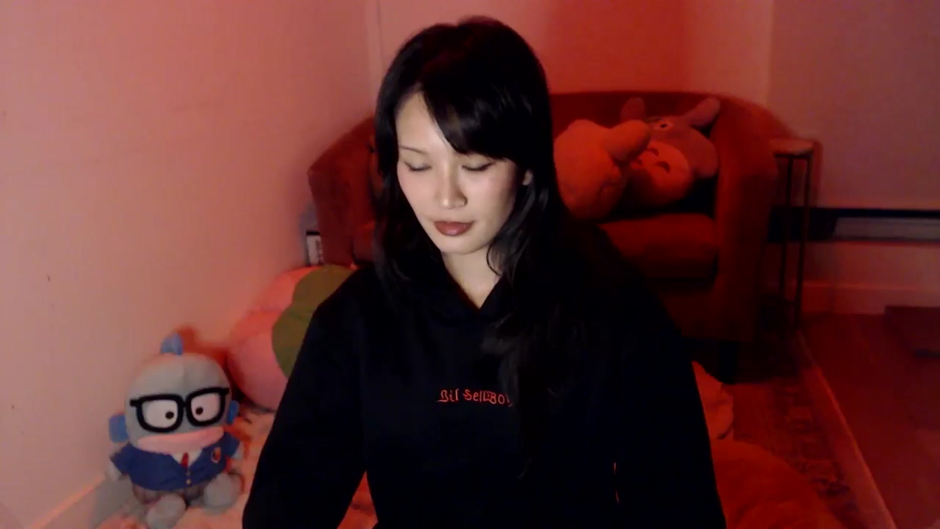 Gallery image thumbnail from Sleepych3w's myfreecams stream on, 10/25/2024, 05:07 image 4 of 20