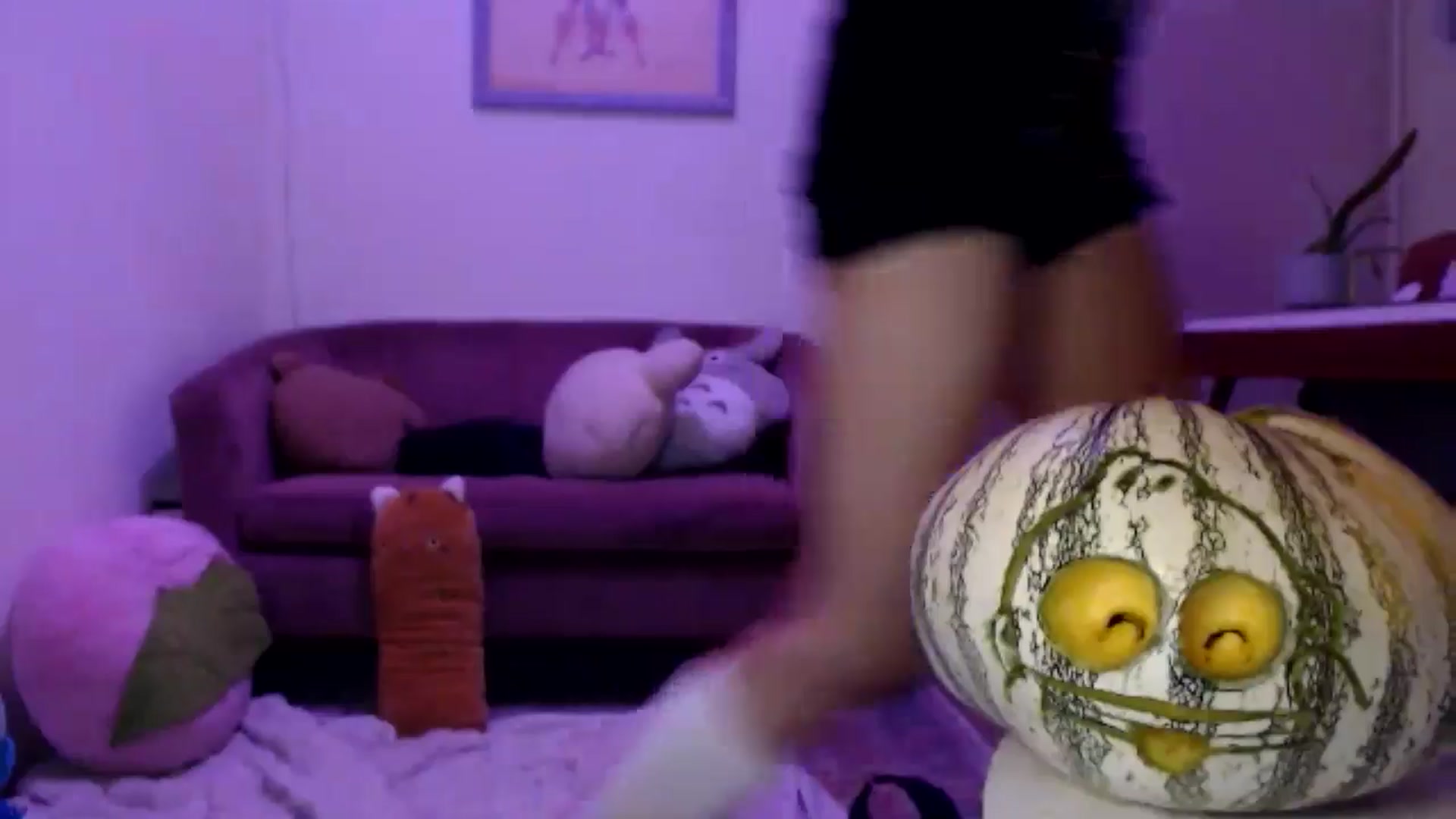 Gallery image thumbnail from Sleepych3w's myfreecams stream on, 10/28/2024, 06:04 image 15 of 20