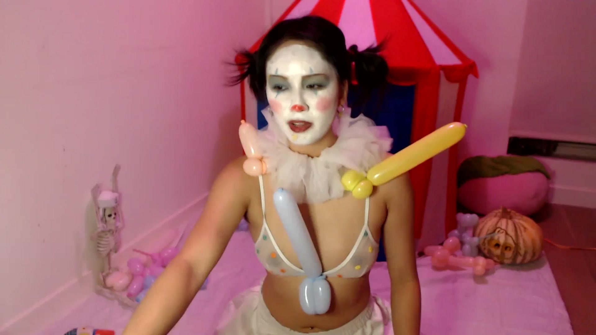 Gallery image thumbnail from Sleepych3w's myfreecams stream on, 11/01/2024, 04:26 image 6 of 20