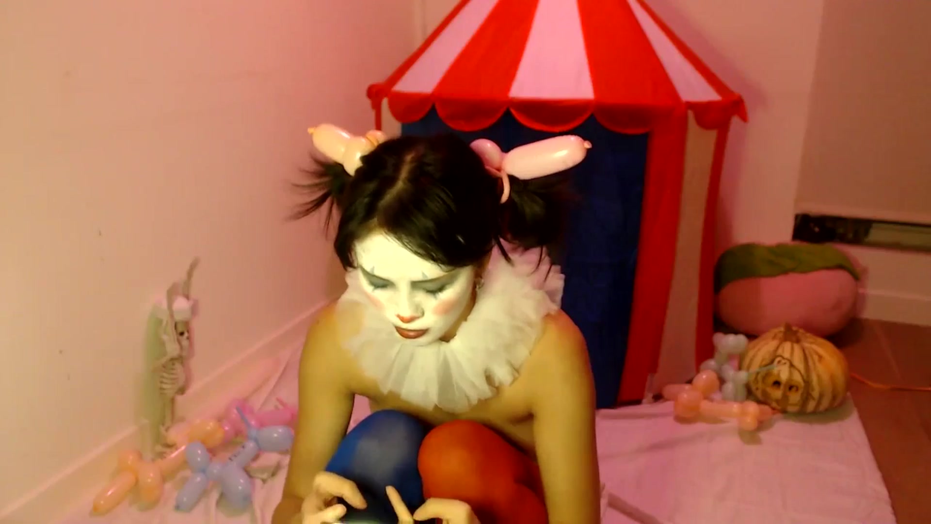 Gallery image thumbnail from Sleepych3w's myfreecams stream on, 11/01/2024, 04:26 image 18 of 20