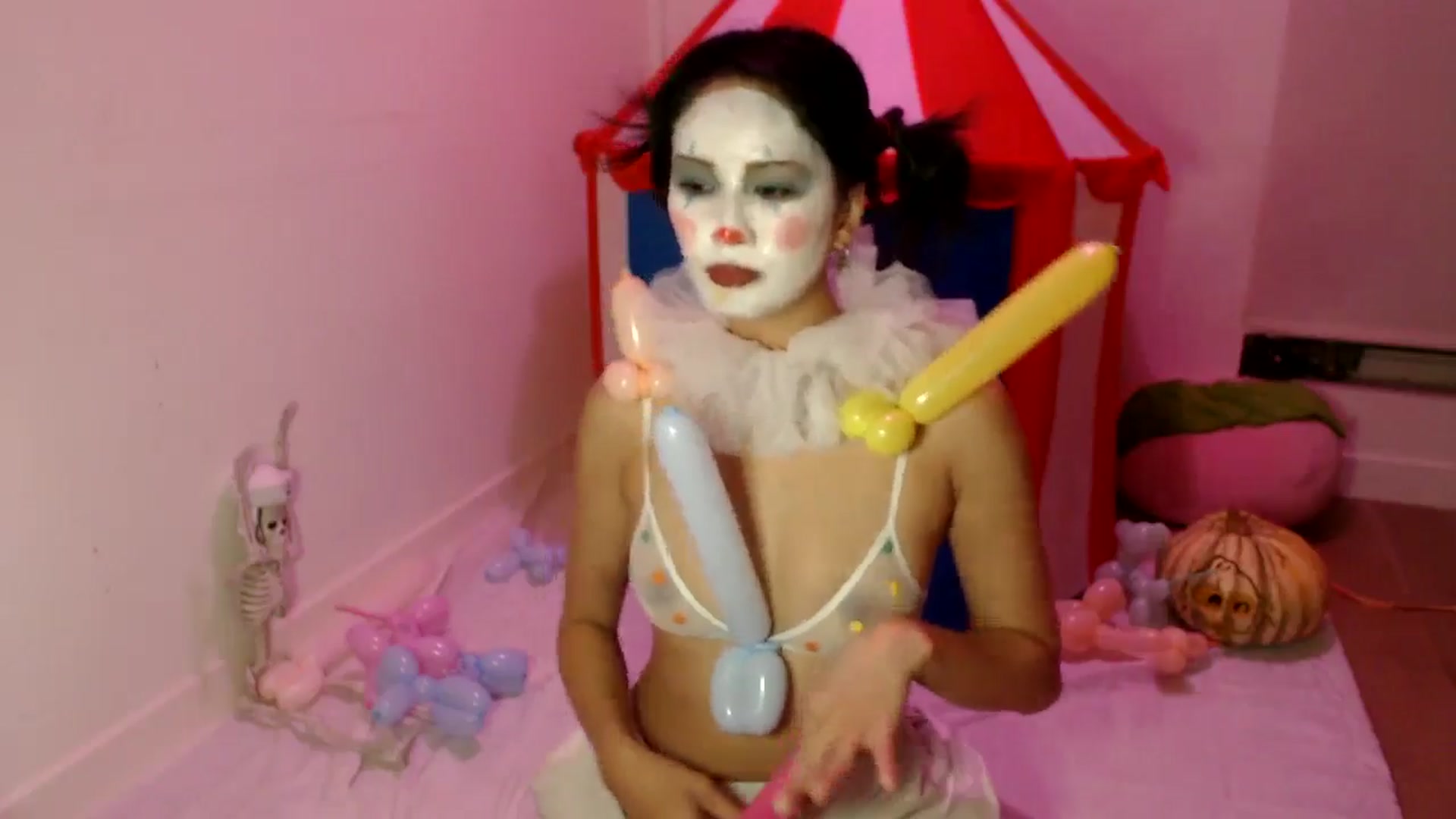 Gallery image thumbnail from Sleepych3w's myfreecams stream on, 11/01/2024, 04:26 image 9 of 20