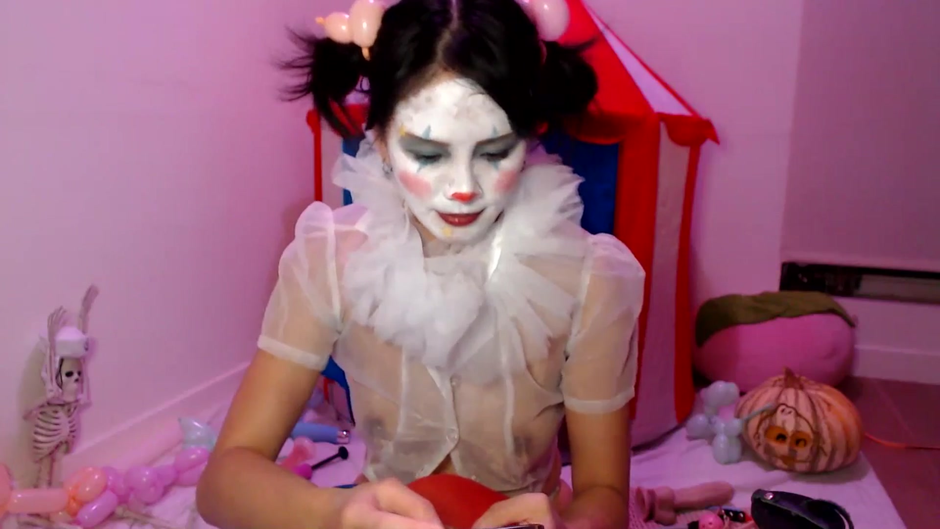 Gallery image thumbnail from Sleepych3w's myfreecams stream on, 11/01/2024, 05:21 image 15 of 20
