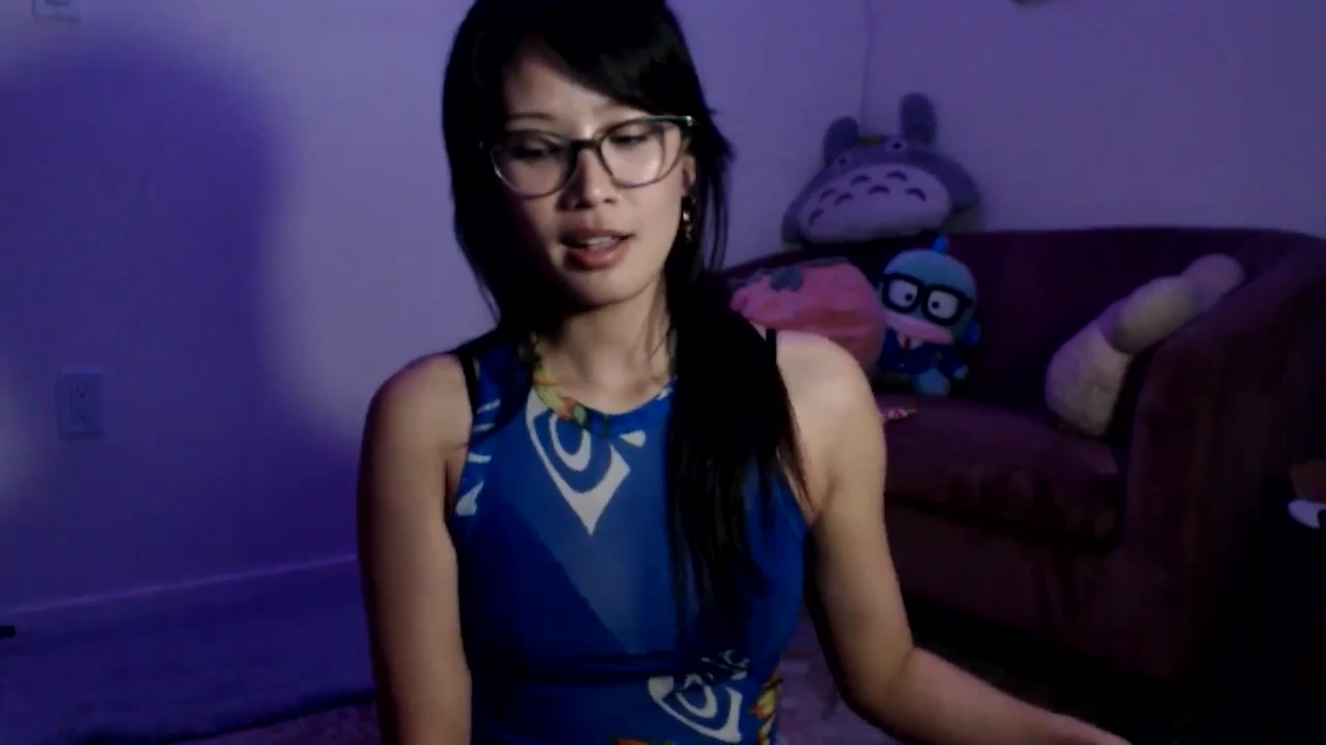 Gallery image thumbnail from Sleepych3w's myfreecams stream on, 11/15/2024, 08:17 image 17 of 20