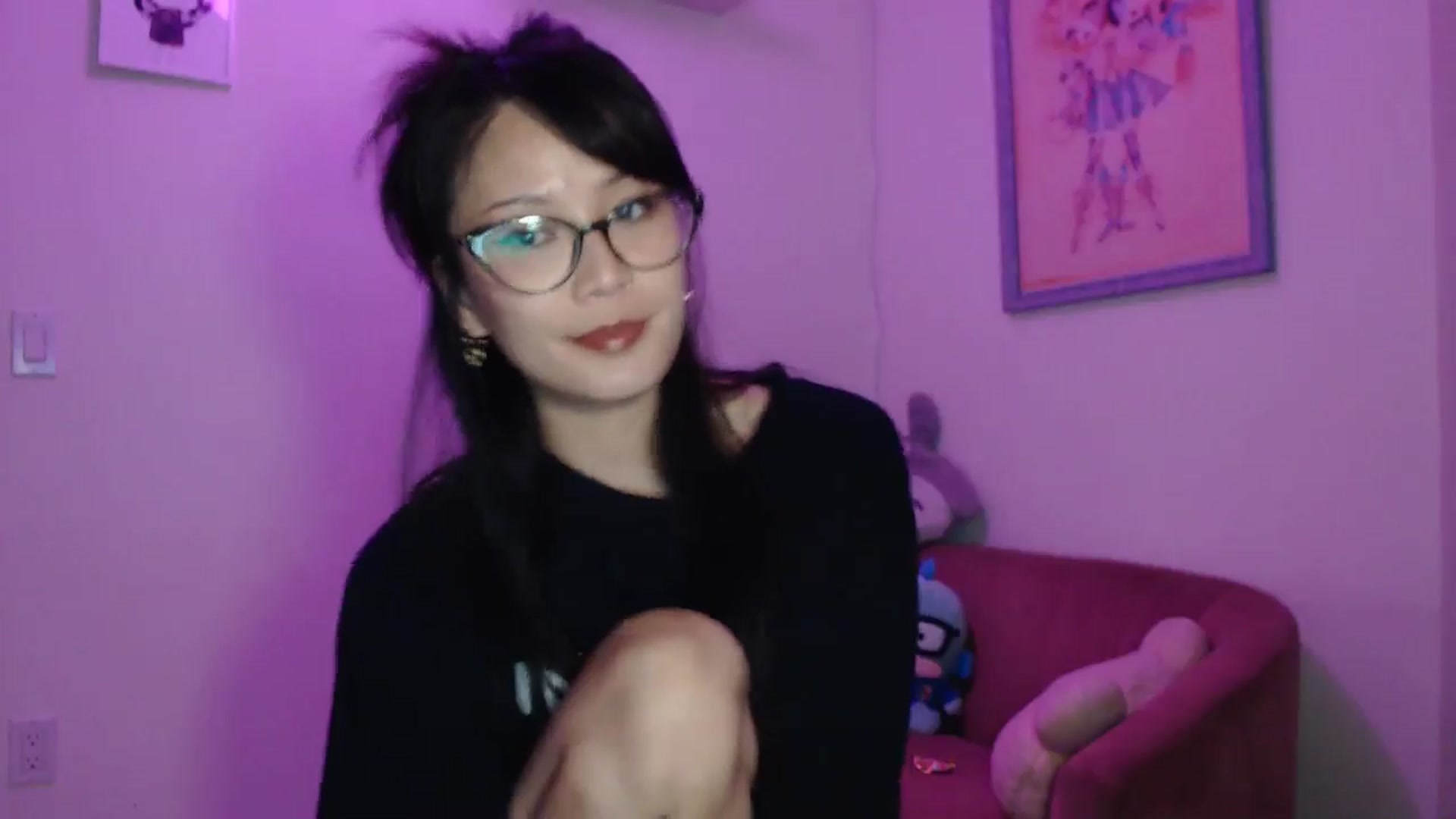 Gallery image thumbnail from Sleepych3w's myfreecams stream on, 11/18/2024, 06:27 image 4 of 20