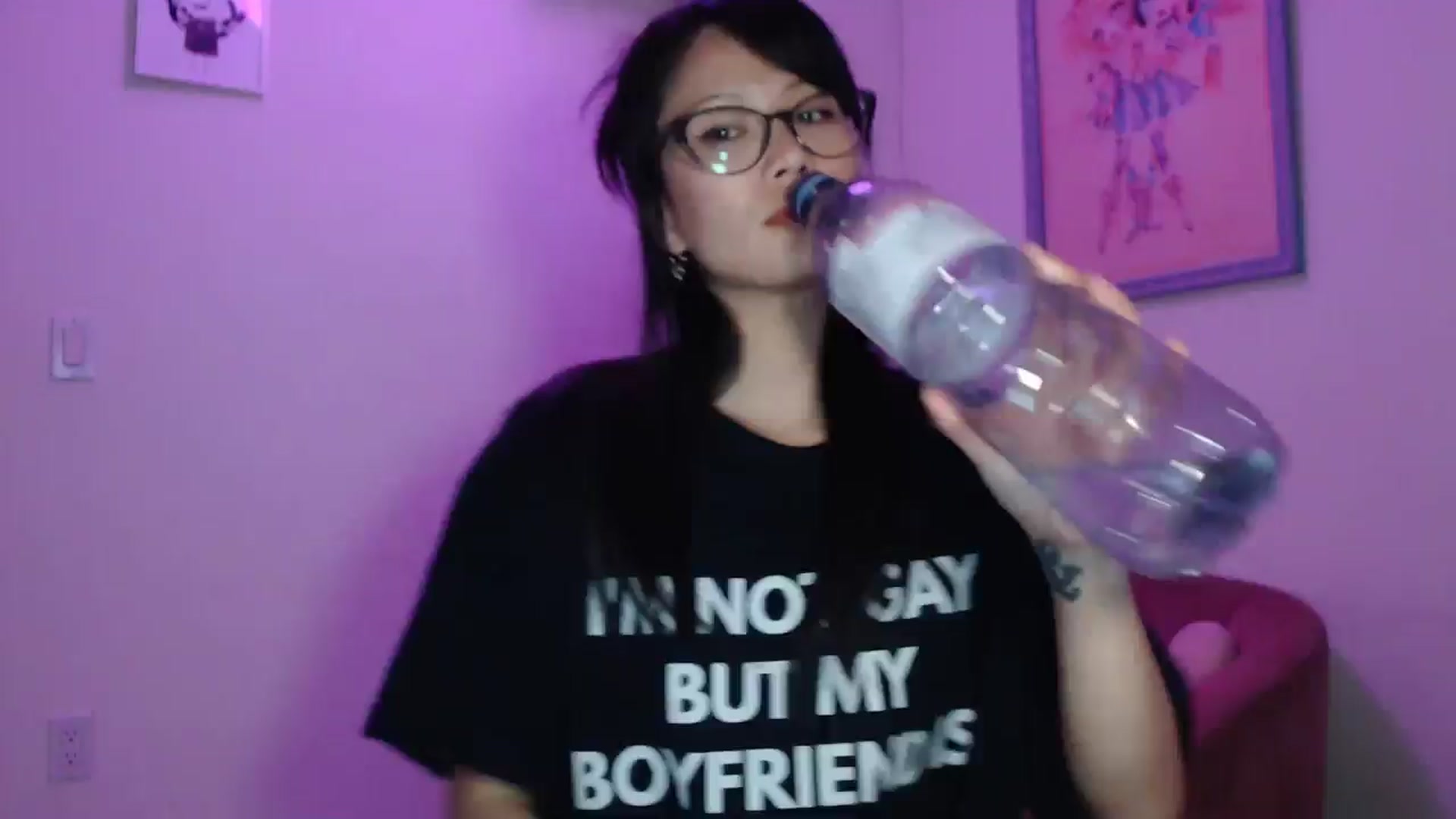 Gallery image thumbnail from Sleepych3w's myfreecams stream on, 11/18/2024, 06:27 image 1 of 20