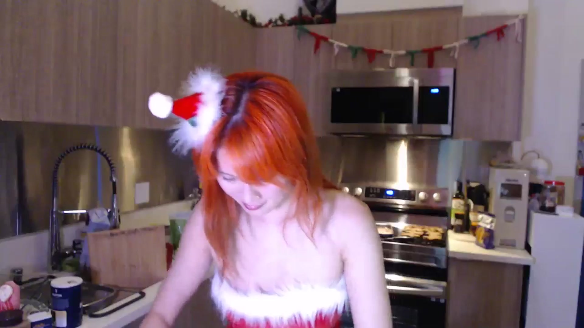 Gallery image thumbnail from Sleepych3w's myfreecams stream on, 12/23/2024, 07:45 image 19 of 20