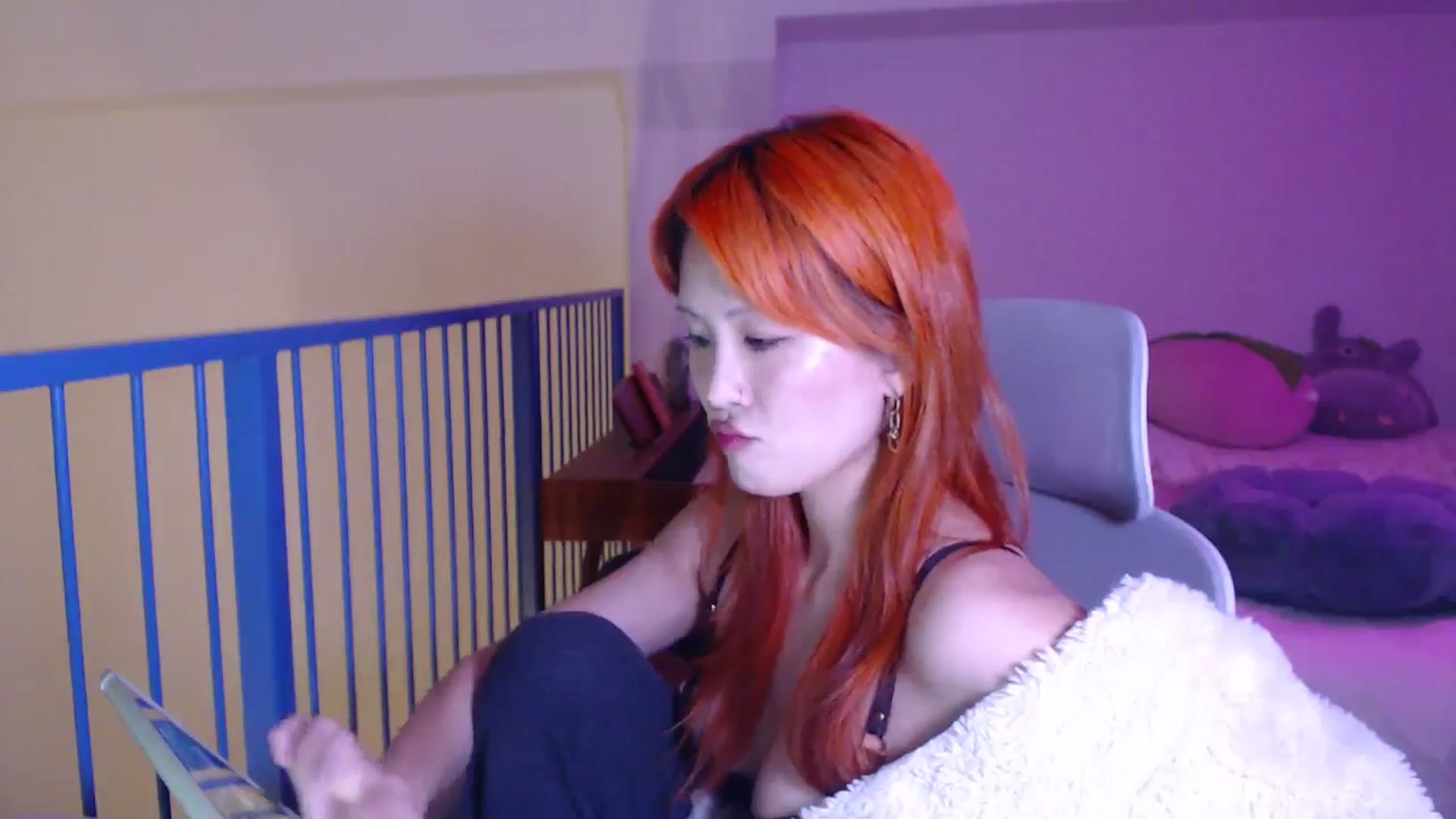 Gallery image thumbnail from Sleepych3w's myfreecams stream on, 12/30/2024, 08:05 image 3 of 20