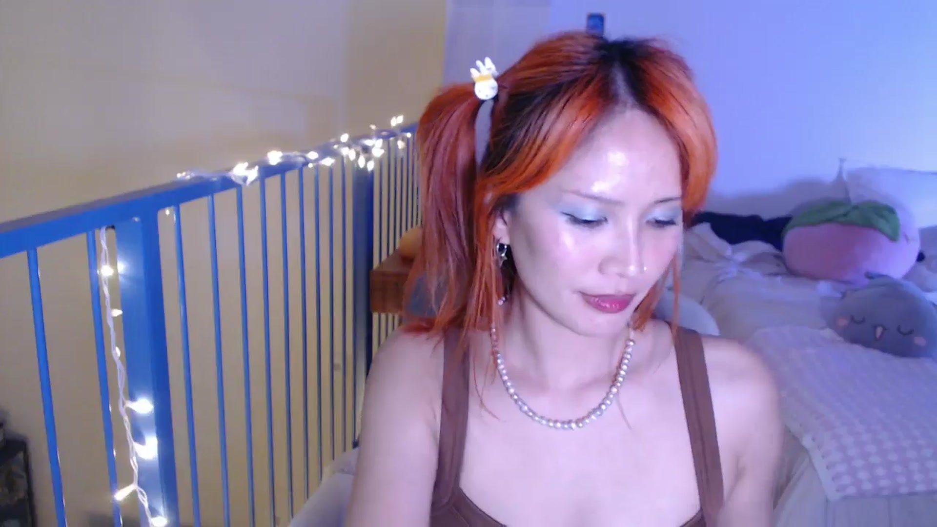 Gallery image thumbnail from Sleepych3w's myfreecams stream on, 01/04/2025, 09:32 image 2 of 20