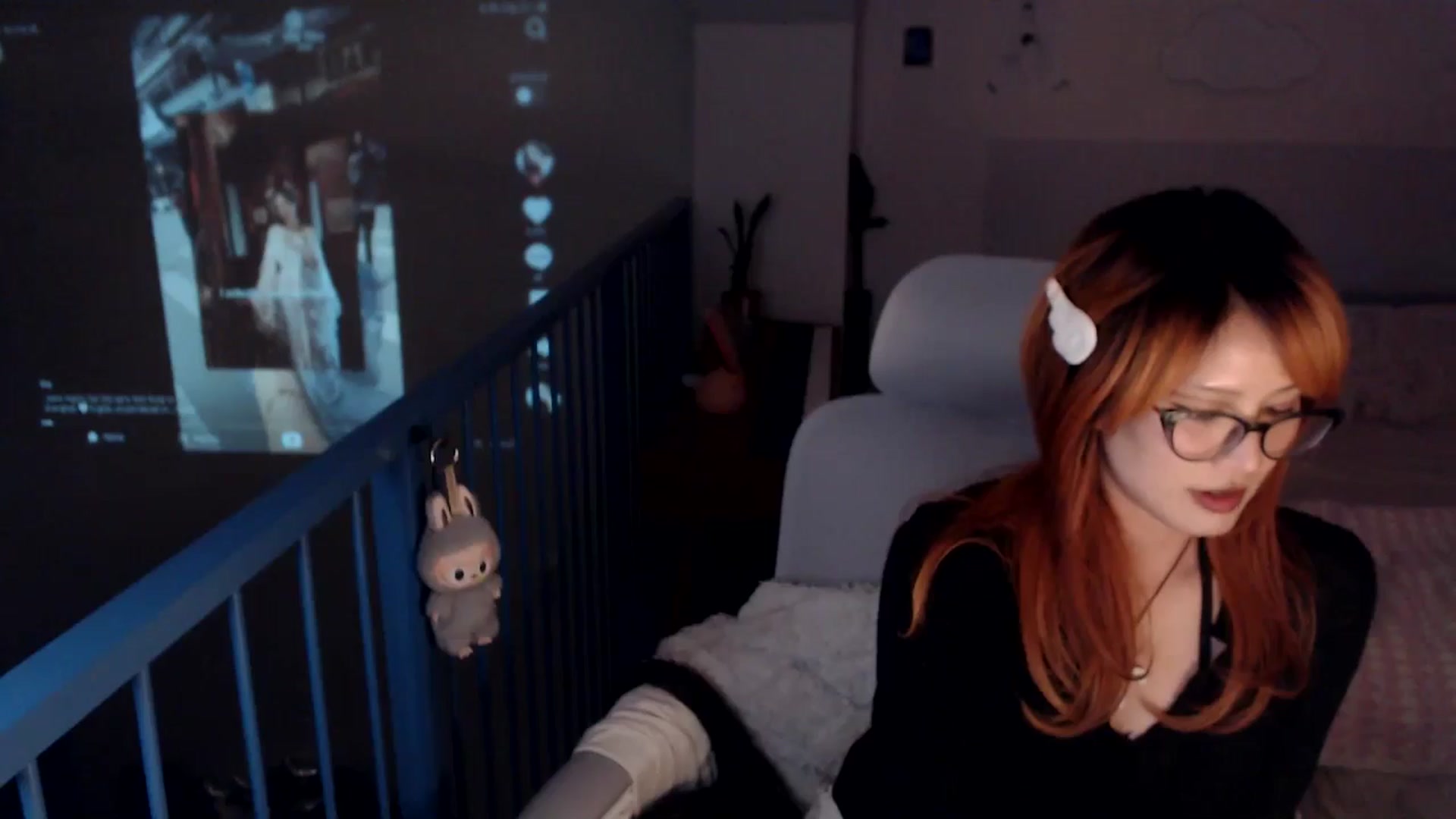 Gallery image thumbnail from Sleepych3w's myfreecams stream on, 03/21/2025, 05:19 image 2 of 20