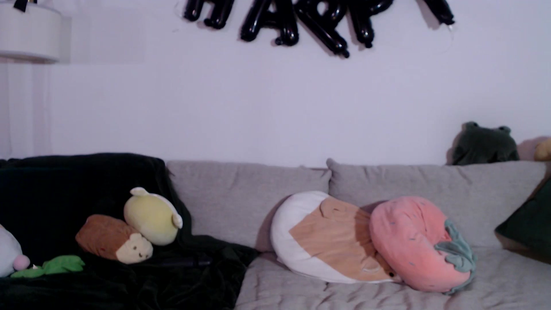 Gallery image thumbnail from Sleepych3w's myfreecams stream on, 03/22/2025, 06:32 image 19 of 20