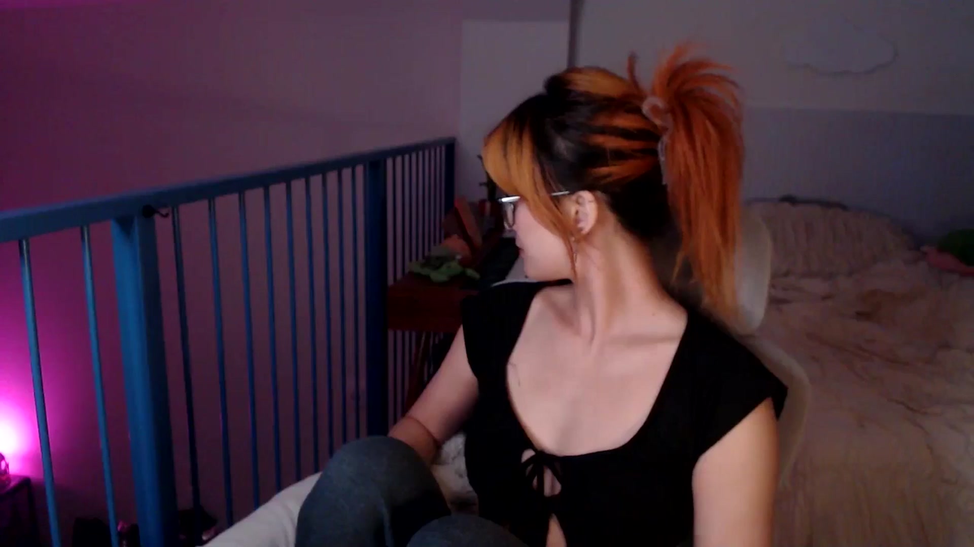 Gallery image thumbnail from Sleepych3w's myfreecams stream on, 03/28/2025, 07:08 image 12 of 20