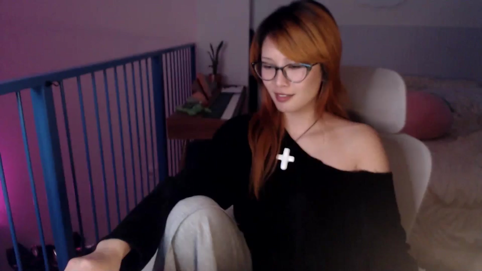 Gallery image thumbnail from Sleepych3w's myfreecams stream on, 03/31/2025, 04:43 image 1 of 20