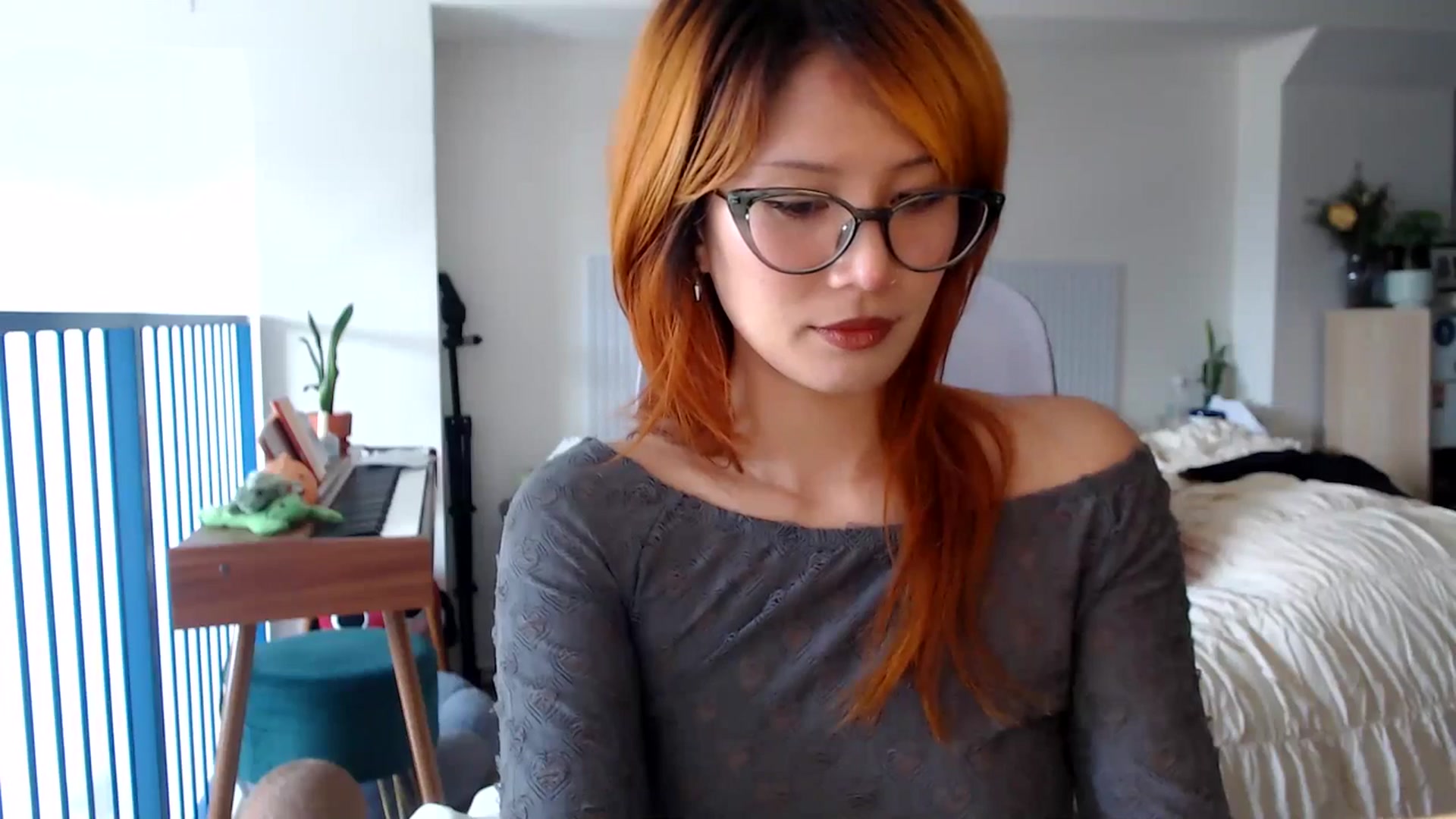 Gallery image thumbnail from Sleepych3w's myfreecams stream on, 04/01/2025, 24:01 image 9 of 20