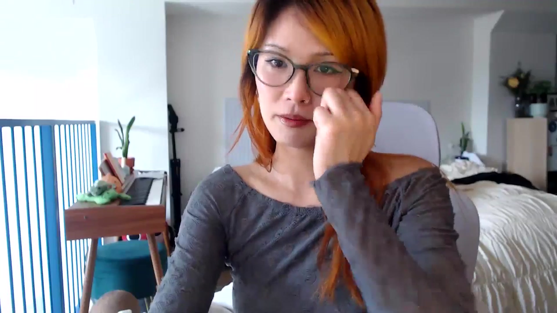 Gallery image thumbnail from Sleepych3w's myfreecams stream on, 04/01/2025, 24:01 image 8 of 20