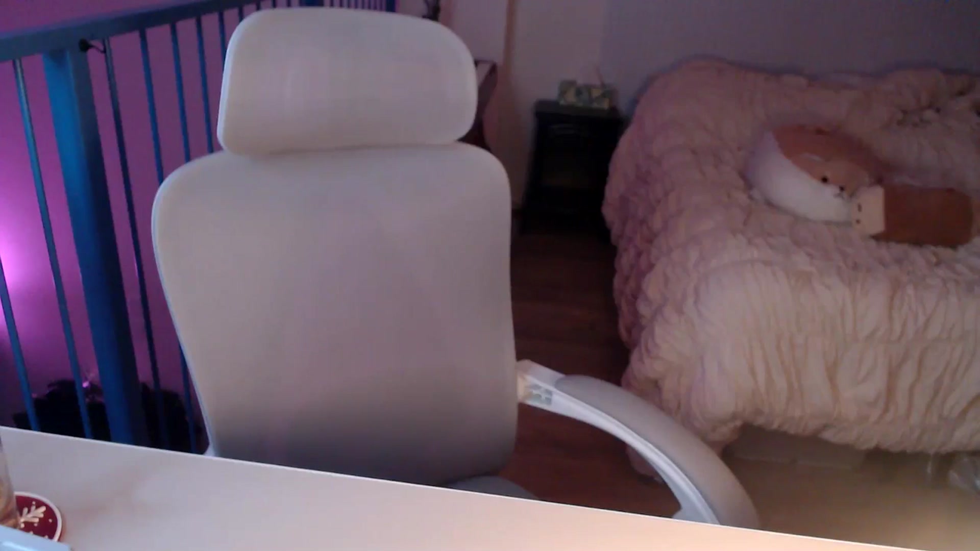 Gallery image thumbnail from Sleepych3w's myfreecams stream on, 05/02/2025, 05:55 image 11 of 20