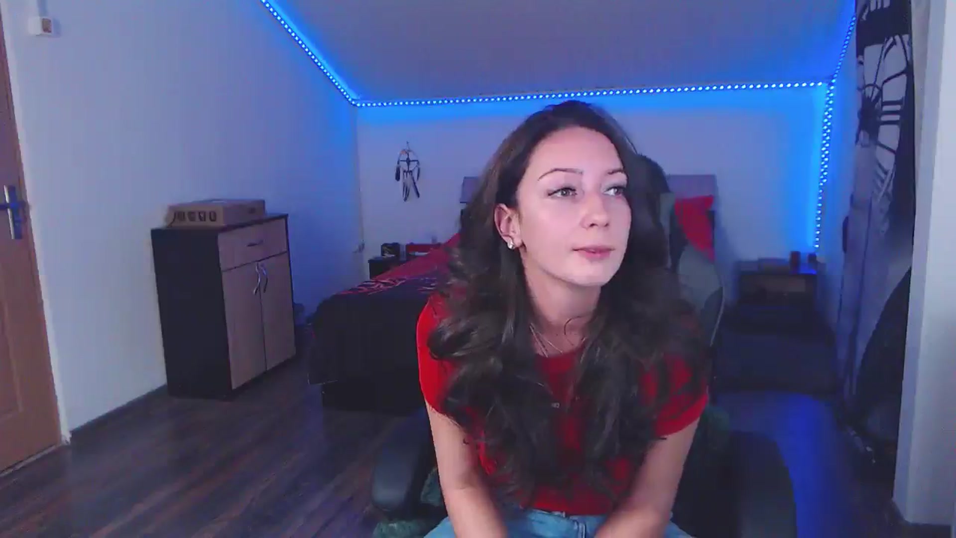 Gallery image thumbnail from SlimCurly's myfreecams stream on, 01/01/2026, 24:44 image 8 of 20