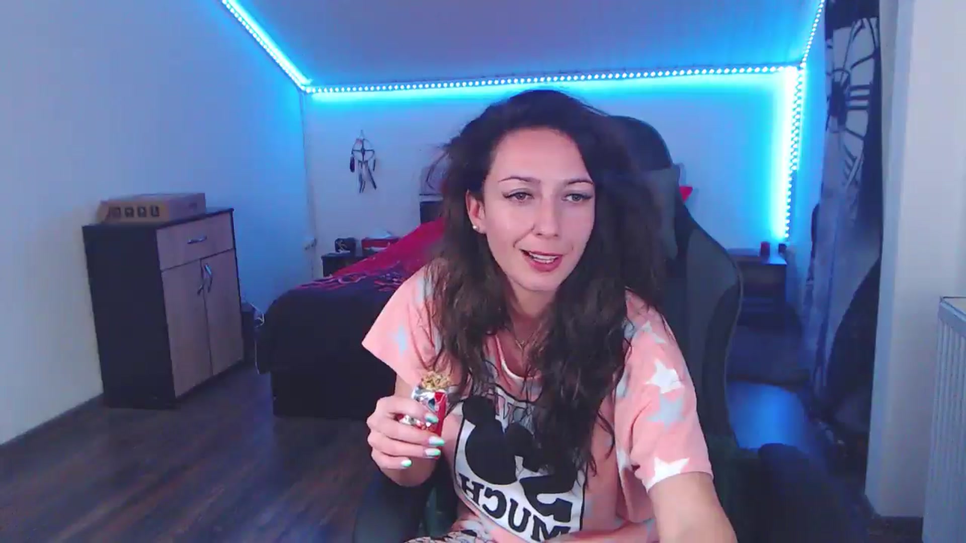 Gallery image thumbnail from SlimCurly's myfreecams stream on, 01/07/2026, 03:15 image 20 of 20
