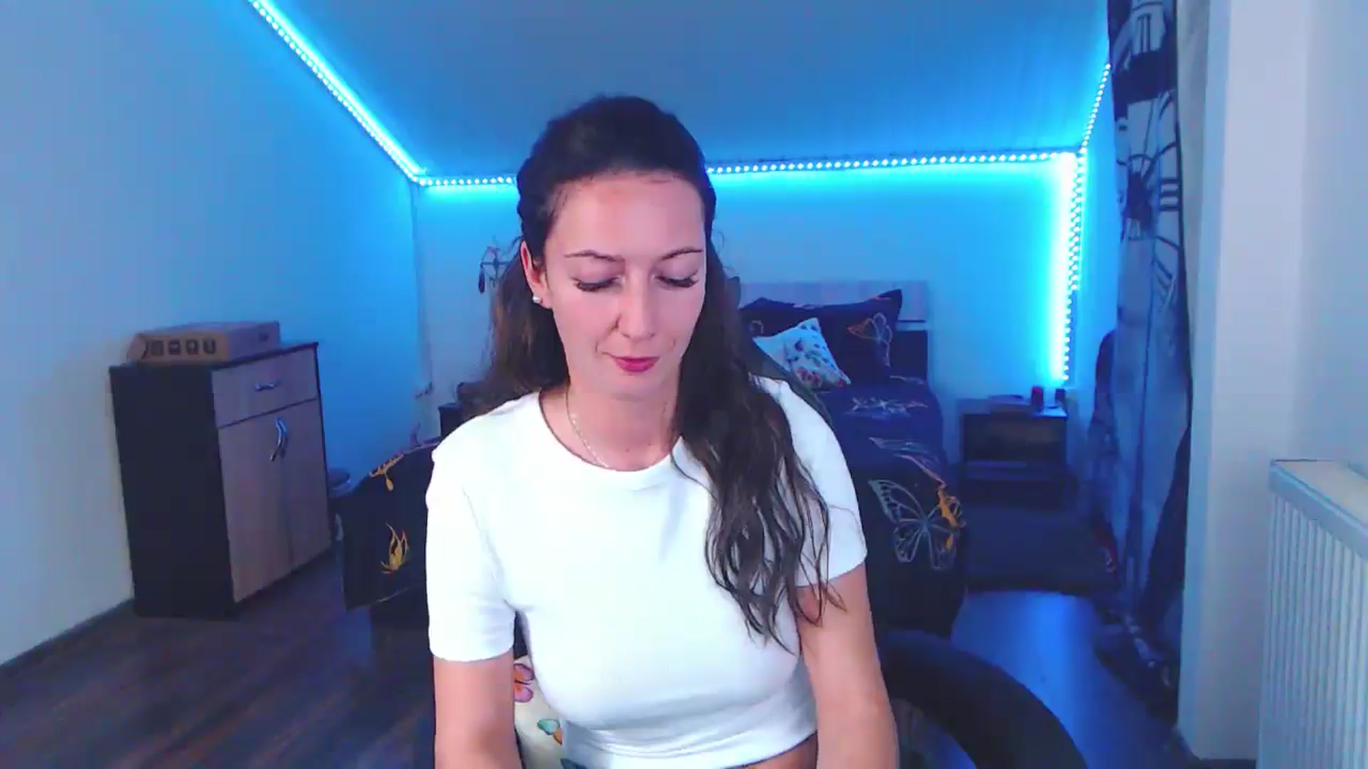 Gallery image thumbnail from SlimCurly's myfreecams stream on, 01/10/2026, 24:02 image 8 of 20