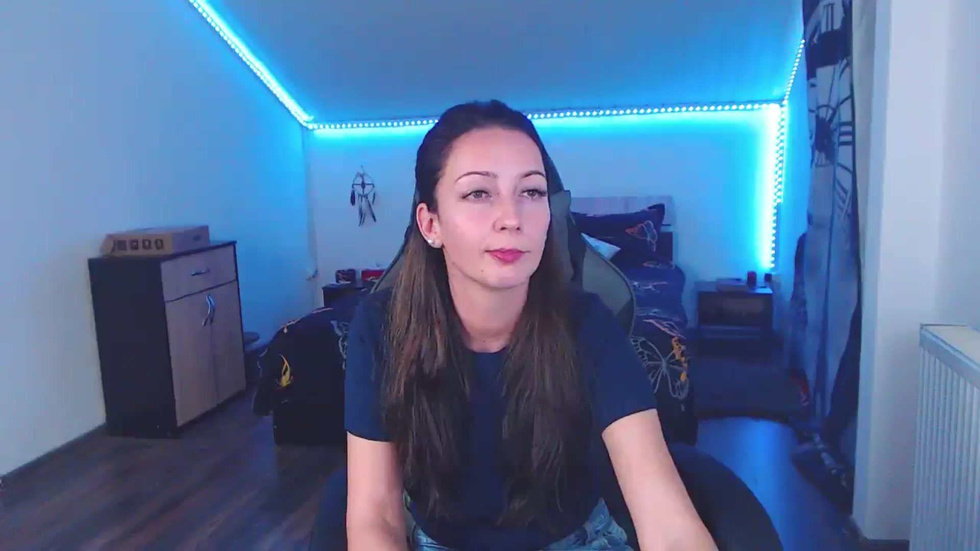 Gallery image thumbnail from SlimCurly's myfreecams stream on, 01/10/2026, 23:06 image 20 of 20