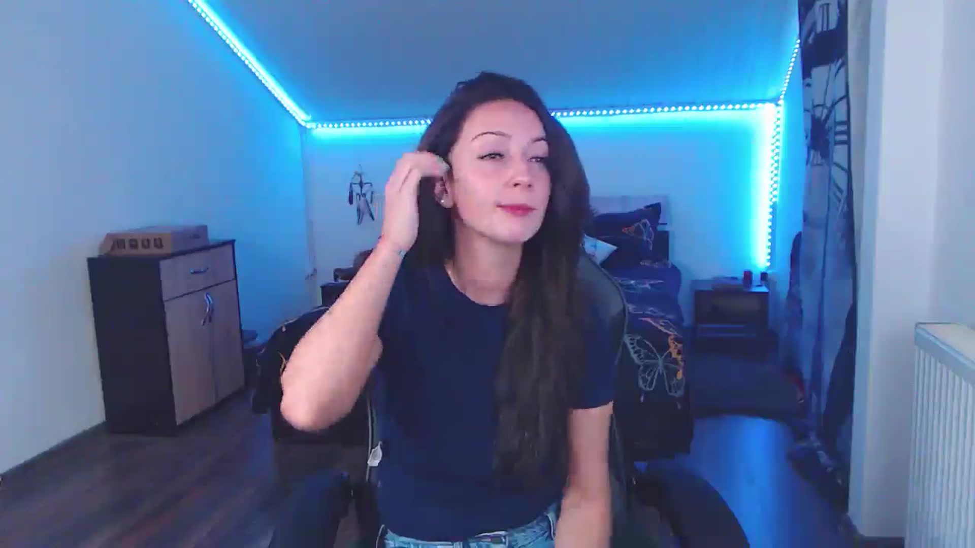 Gallery image thumbnail from SlimCurly's myfreecams stream on, 01/10/2026, 23:06 image 7 of 20