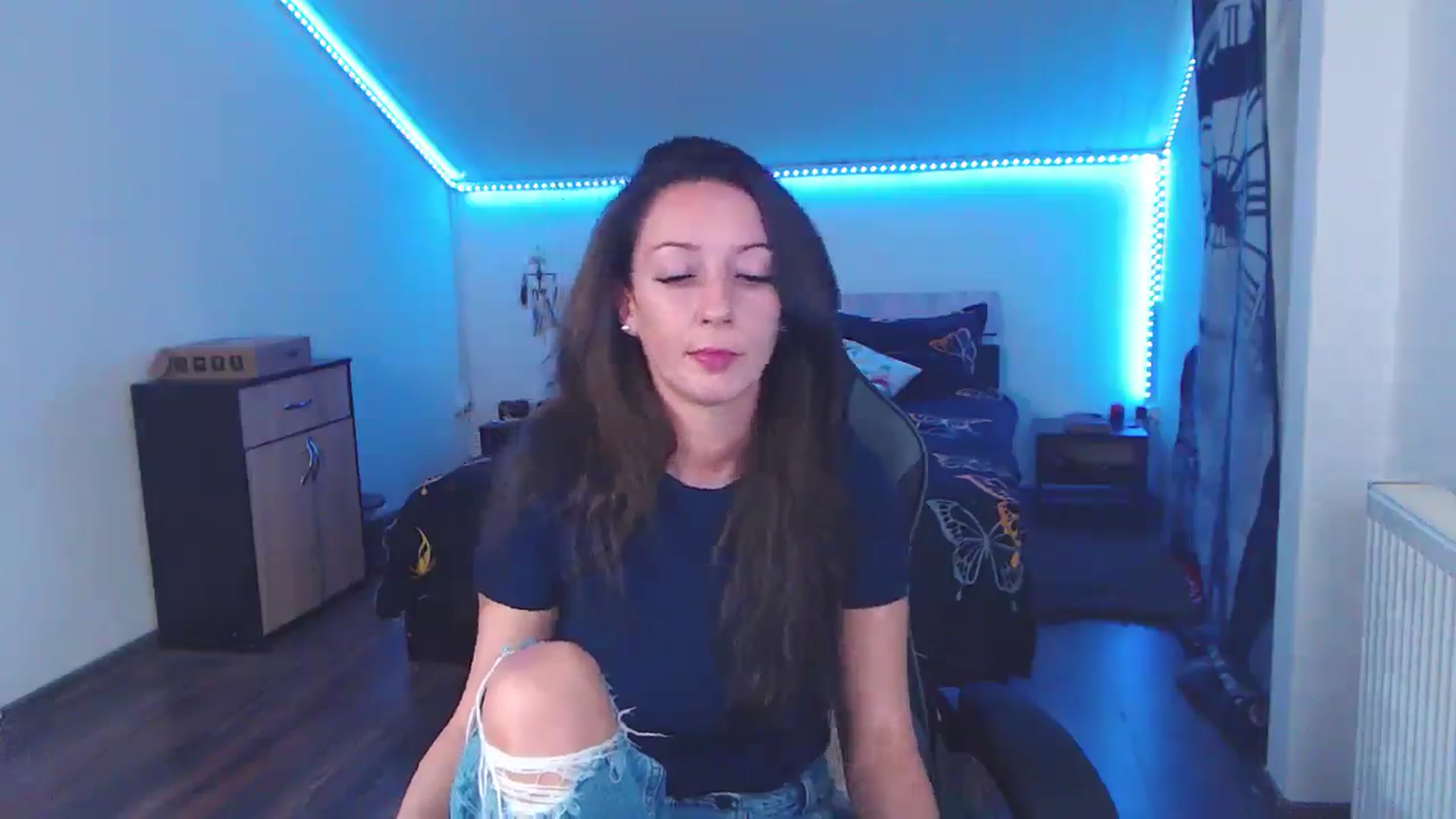 Gallery image thumbnail from SlimCurly's myfreecams stream on, 01/10/2026, 23:06 image 11 of 20